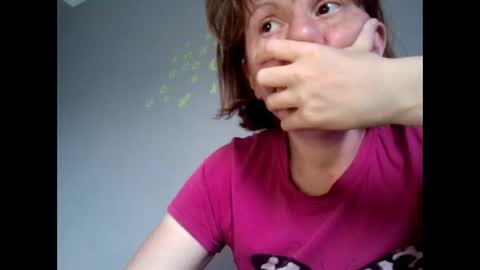Alice online show from May 8, 3:39 pm