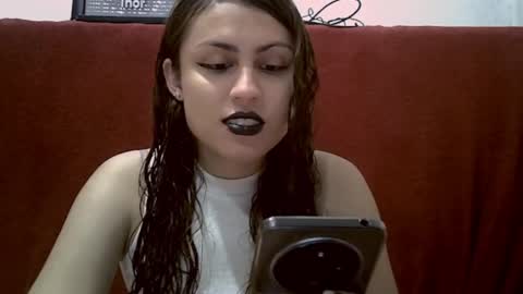 alicia_axiom online show from May 18, 6:25 pm