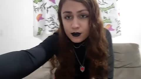 alicia_axiom online show from June 26, 12:37 am