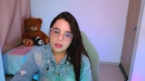 Snapshot of alicia_hotxx chatting on March 24, 6:02 pm alison online show from March 24, 6:02 pm