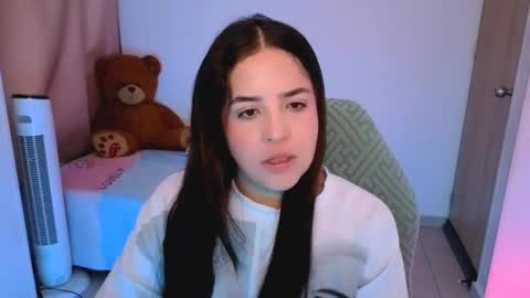 Snapshot of alicia_hotxx chatting on April 6, 6:42 pm alison online show from April 6, 6:42 pm