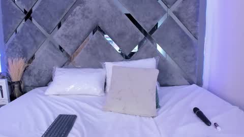 Snapshot of alicia_jerez1 chatting on January 27, 5:58 pm Alice online show from January 27, 5:58 pm