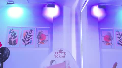 alicia online show from September 12, 3:39 am