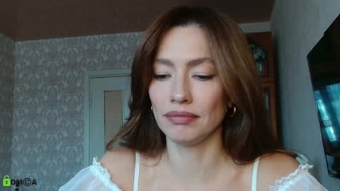 Alicia online show from November 13, 8:46 am