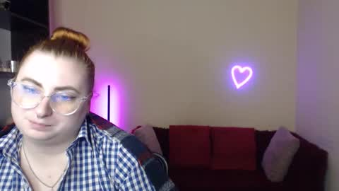 Alicia online show from November 25, 6:46 am