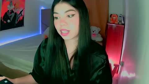 Snapshot of aliciabiden chatting on December 12, 3:10 am aliciabiden online show from December 12, 3:10 am