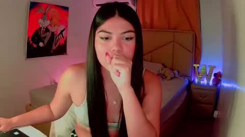 Snapshot of aliciabiden chatting on January 10, 8:29 am aliciabiden online show from January 10, 8:29 am