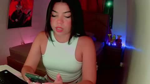 Snapshot of aliciabiden chatting on January 15, 8:30 am aliciabiden online show from January 15, 8:30 am