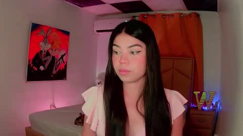 Snapshot of aliciabiden chatting on January 22, 7:35 am aliciabiden online show from January 22, 7:35 am