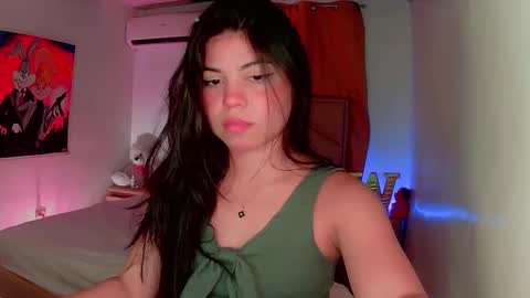 Snapshot of aliciabiden chatting on January 26, 1:41 am aliciabiden online show from January 26, 1:41 am