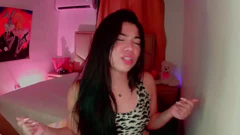 Snapshot of aliciabiden chatting on February 10, 9:47 am aliciabiden online show from February 10, 9:47 am