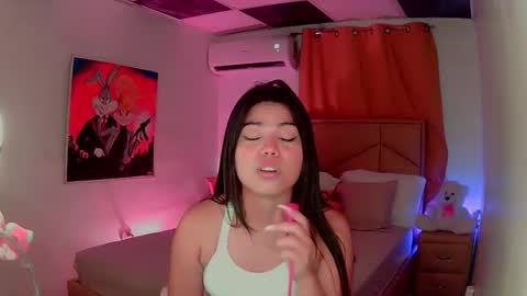 Snapshot of aliciabiden chatting on February 13, 7:03 am aliciabiden online show from February 13, 7:03 am