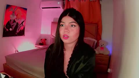 Snapshot of aliciabiden chatting on February 26, 6:15 am aliciabiden online show from February 26, 6:15 am