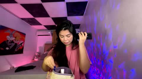 Snapshot of aliciabiden chatting on March 9, 5:11 am aliciabiden online show from March 9, 5:11 am