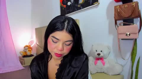 Snapshot of aliciabiden chatting on September 30, 5:12 am aliciabiden online show from September 30, 5:12 am