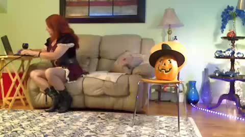 Alicia deHart  Help me reach 1000 Followers. Its FREE online show from October 19, 7:47 pm