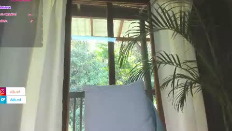 aliciakozlov online show from July 10, 7:05 pm