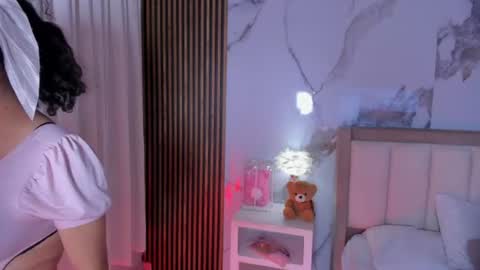 Snapshot of alicialevy chatting on July 24, 11:41 am LUNA online show from July 24, 11:41 am
