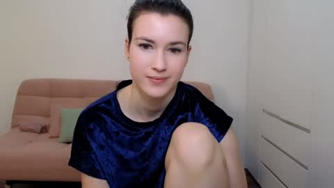 Snapshot of alicianoveli chatting on December 28, 6:39 am alicianoveli online show from December 28, 6:39 am