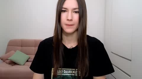 Snapshot of alicianoveli chatting on February 4, 8:56 am alicianoveli online show from February 4, 8:56 am