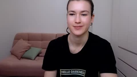 Snapshot of alicianoveli chatting on February 26, 1:52 pm alicianoveli online show from February 26, 1:52 pm