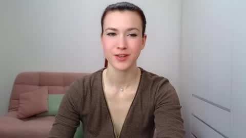 Snapshot of alicianoveli chatting on September 16, 8:04 am alicianoveli online show from September 16, 8:04 am