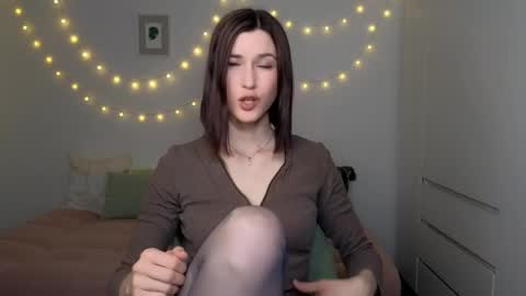 Snapshot of alicianoveli chatting on May 28, 4:37 pm alicianoveli online show from May 28, 4:37 pm