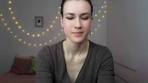 Snapshot of alicianoveli chatting on June 6, 3:39 pm alicianoveli online show from June 6, 3:39 pm