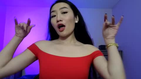 Snapshot of aliciaz3 chatting on October 26, 1:50 pm Alicia Hebi online show from October 26, 1:50 pm