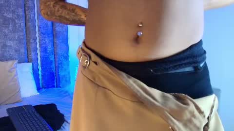 Snapshot of alidiaz__ chatting on July 18, 6:45 pm Ali Diaz online show from July 18, 6:45 pm