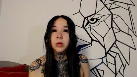    online show from March 3, 2:18 am