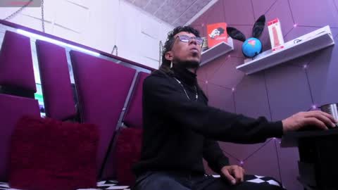 AlienHigh  FlashNigga online show from September 17, 12:07 pm