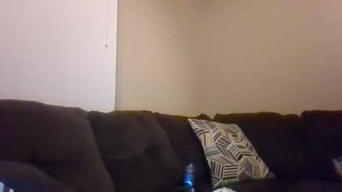 Snapshot of aliendick2274 chatting on November 24, 4:34 am aliendick2274 online show from November 24, 4:34 am