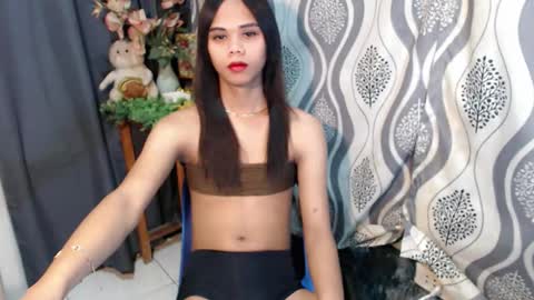 Snapshot of aliexagrey chatting on February 7, 4:22 pm aliexagrey online show from February 7, 4:22 pm