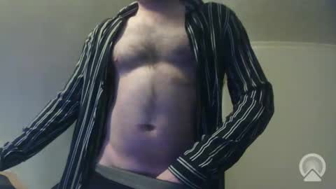 Snapshot of aligator2001 chatting on November 2, 6:32 pm daddy online show from November 2, 6:32 pm