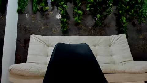 Alice online show from December 16, 3:17 pm