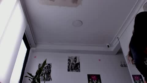 Alice online show from March 8, 3:16 pm