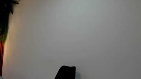 Snapshot of aliice_greco chatting on June 15, 12:24 am Alice online show from June 15, 12:24 am