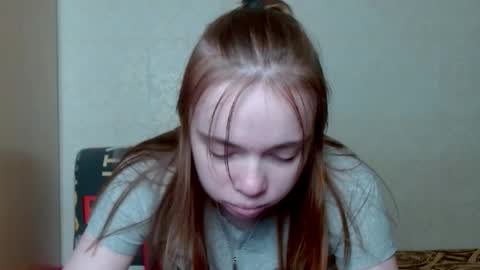 Snapshot of aliiice_stone chatting on October 30, 1:51 am Alice online show from October 30, 1:51 am