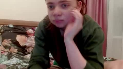 Alice online show from November 20, 2:06 pm