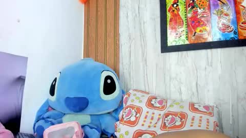 alika online show from June 11, 4:16 pm