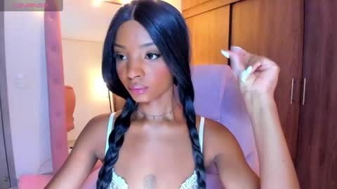 Snapshot of alika_houston chatting on June 27, 9:25 am IG Alik nasso online show from June 27, 9:25 am