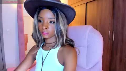 Snapshot of alika_houston chatting on June 28, 9:26 am IG Alik nasso online show from June 28, 9:26 am