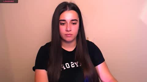 Snapshot of alinaasti_ chatting on October 27, 8:40 am Alina online show from October 27, 8:40 am