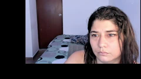 alinabozz1 online show from June 30, 11:50 pm