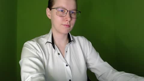 alinasei online show from May 24, 1:05 pm