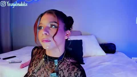 Snapshot of alinasweett_ chatting on September 27, 3:28 pm online show from September 27, 3:28 pm