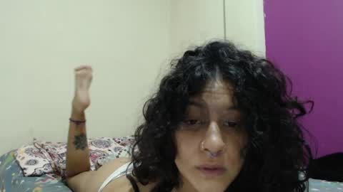 Snapshot of alinawoolf_ chatting on May 23, 7:07 pm Ali online show from May 23, 7:07 pm