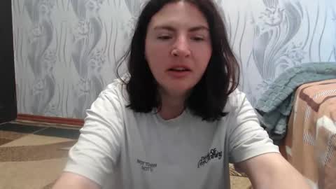 Snapshot of alinaxjames chatting on June 3, 11:02 am AlinaxJames online show from June 3, 11:02 am