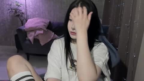 Snapshot of alinegreeeen chatting on October 27, 4:16 am Aline Greeeen online show from October 27, 4:16 am